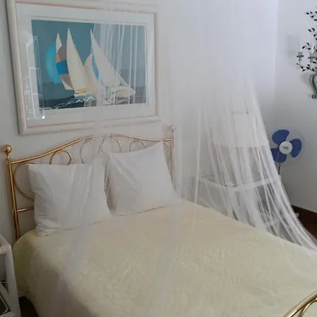 Chambre Magnifique Immense Terrasse Privative Spa Privé Aucun Vis à Vis Maison d'hôtes Fréjus